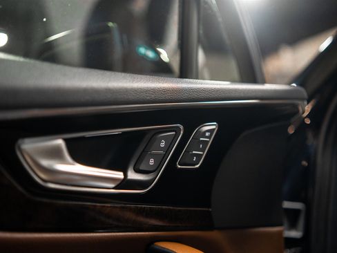 Used 2019 Audi Q7 3.0T Premium w/ Convenience Package image 47