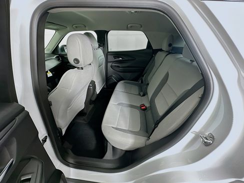 Used 2025 Chevrolet TrailBlazer LS w/ LS Convenience Package image 26