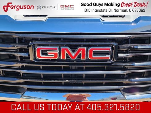 New 2026 GMC Sierra 2500 Pro w/ Convenience Package AWD/4WD image 9