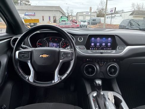 Used 2019 Chevrolet Blazer LT image 23