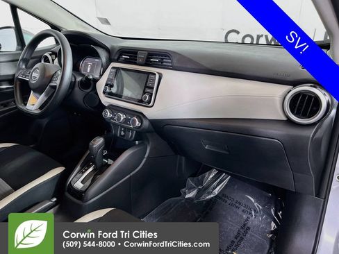 Used 2022 Nissan Versa SV FWD image 27