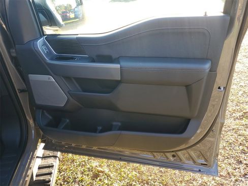 New 2025 Ford F150 Lariat w/ Equipment Group 501A Mid image 34