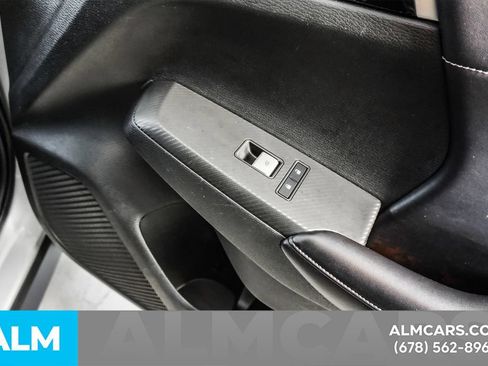 Used 2024 Mitsubishi Outlander SE FWD image 42