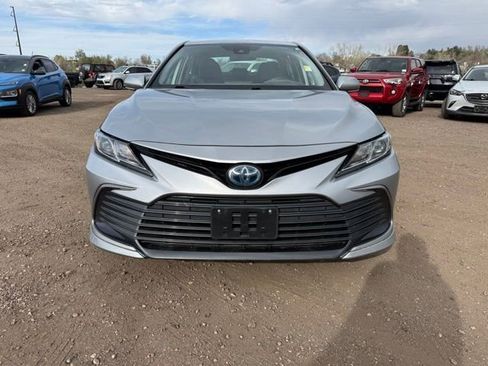 Used 2022 Toyota Camry LE image 8