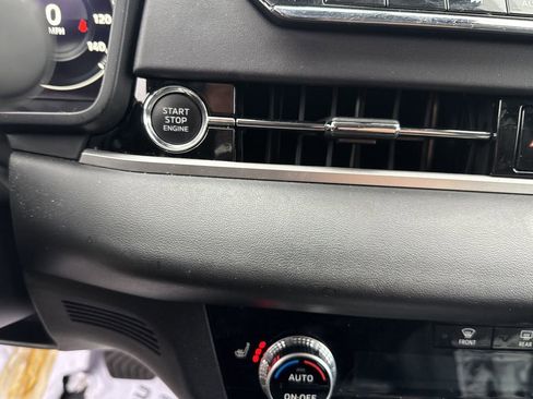 Used 2024 Mitsubishi Outlander SEL image 20