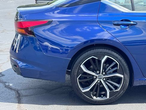 Used 2024 Nissan Altima 2.5 SR FWD image 38