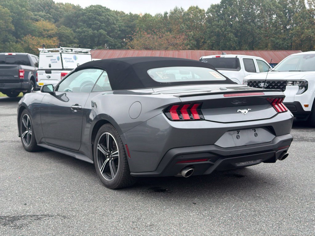Used 2025 Ford Mustang Premium RWD image 6