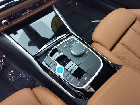 Used 2024 BMW i4 eDrive35 w/ Convenience Package RWD image 17