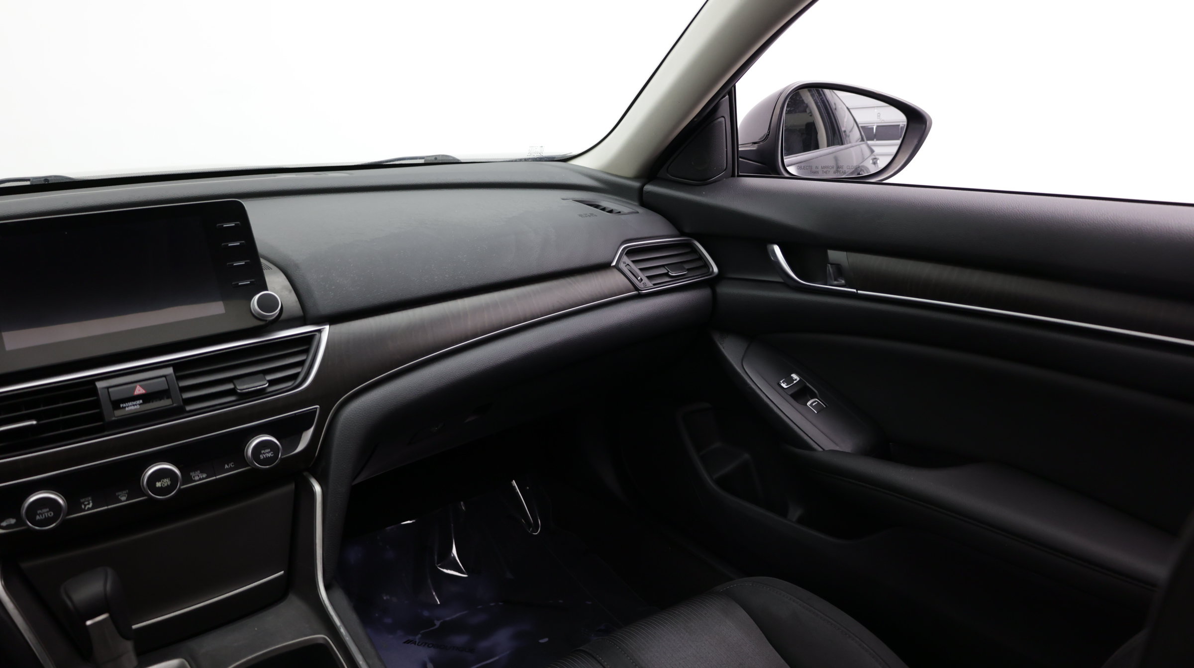 Used 2019 Honda Accord EX image 31