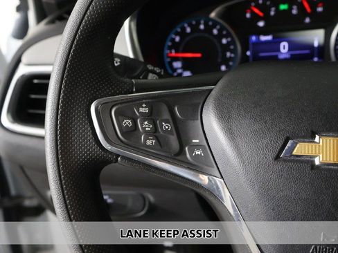 Used 2022 Chevrolet Equinox LS w/ LS Convenience Package FWD image 3