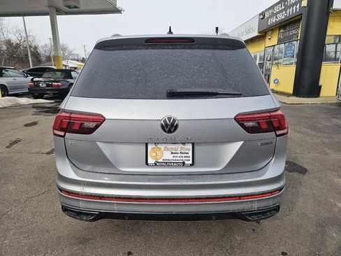 Used 2024 Volkswagen Tiguan SE R-Line image 11