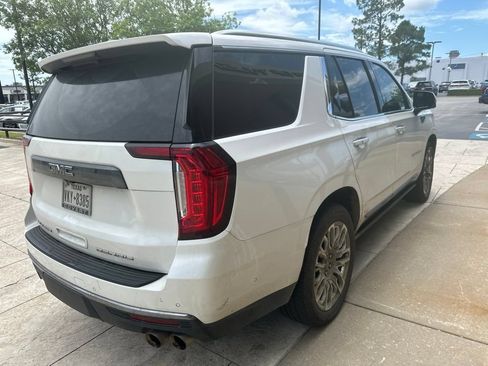 Used 2023 GMC Yukon Denali Ultimate AWD/4WD image 5