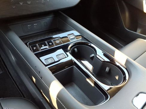 Used 2025 Nissan Murano SV image 15