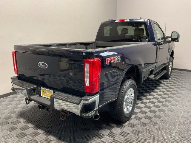 Used 2023 Ford F350 XLT w/ FX4 Off-Road Package AWD/4WD image 8