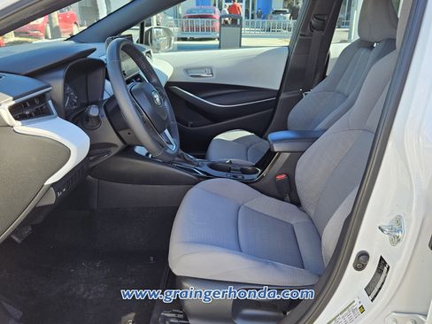 Used 2023 Toyota Corolla SE image 10