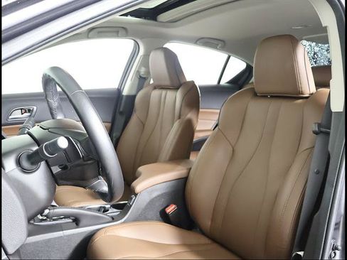 Used 2022 Acura ILX w/ Premium Package FWD image 7