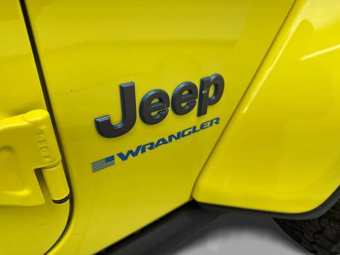 Used 2023 Jeep Wrangler Unlimited Rubicon 4xe w/ Cold Weather Group AWD/4WD image 24