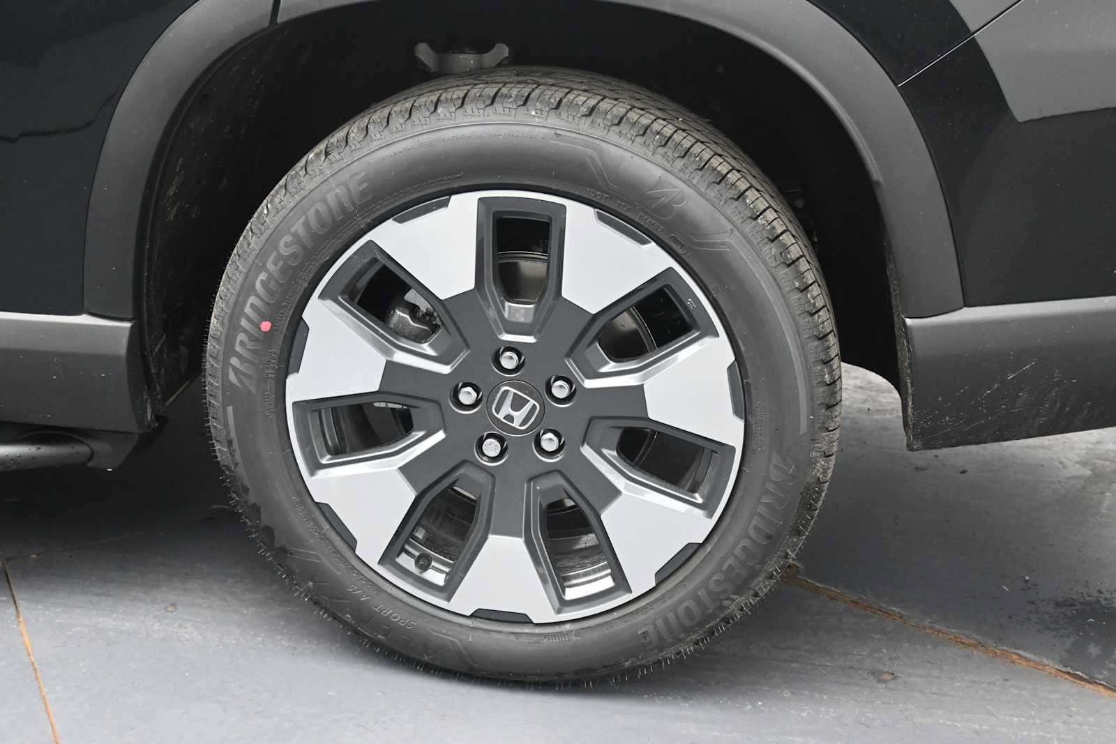 New 2026 Honda Pilot Elite image 5