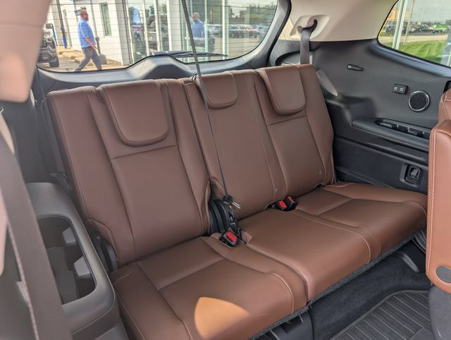Used 2021 Subaru Ascent Touring w/ Popular Package #2A AWD/4WD image 7