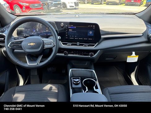 New 2026 Chevrolet Equinox LT w/ Safety and Technology Package FWD image 14
