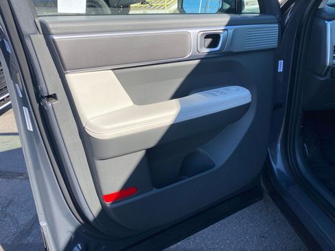 Used 2025 Hyundai Santa Fe SEL image 18