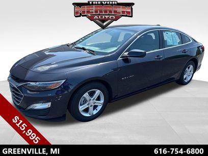 Used 2022 Chevrolet Malibu LS w/ Driver Confidence Package II