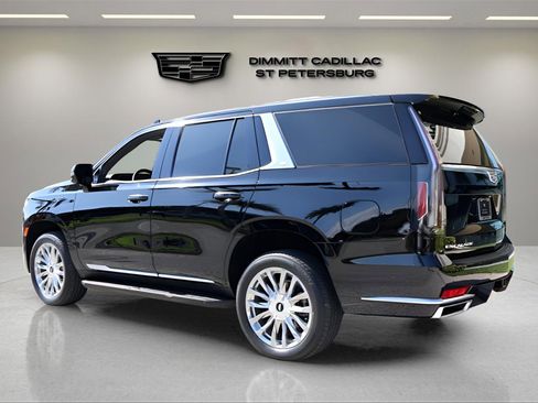 Certified 2023 Cadillac Escalade Premium Luxury image 3