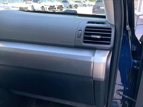 Used 2024 Toyota 4Runner SR5 AWD/4WD image 20