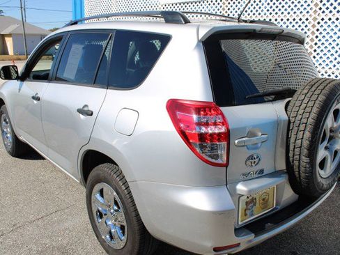 Used 2012 Toyota RAV4 FWD w/ Value Pkg image 5