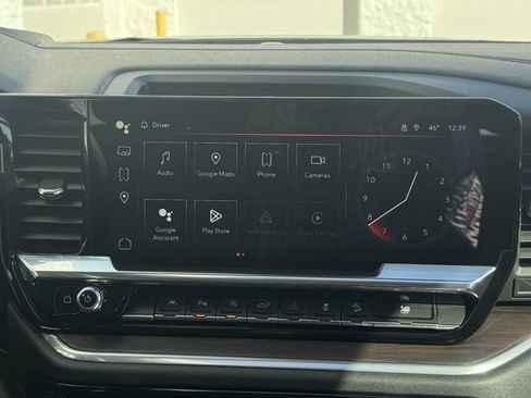 Used 2025 GMC Sierra 1500 SLT w/ SLT Premium Plus Package image 17