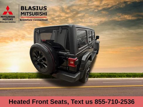 Used 2023 Jeep Wrangler Unlimited Sahara w/ Cold Weather Group image 18