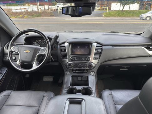 Used 2018 Chevrolet Tahoe LT image 9