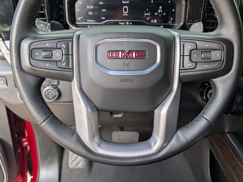 Certified 2024 GMC Sierra 1500 Elevation w/ Preferred Package AWD/4WD image 5