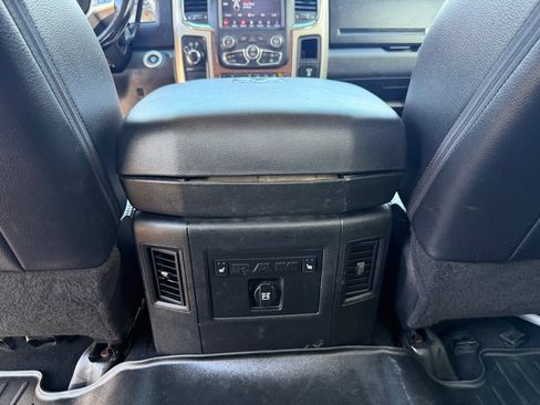 Used 2018 RAM 2500 Laramie w/ Convenience Group image 26