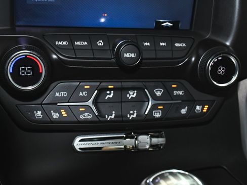 Used 2018 Chevrolet Corvette Grand Sport RWD image 26
