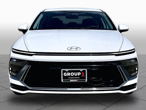 Used 2025 Hyundai Sonata SEL FWD image 4