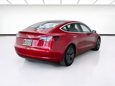 Used 2018 Tesla Model 3 Mid Range RWD image 4