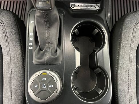 Used 2025 Ford Bronco Big Bend image 35