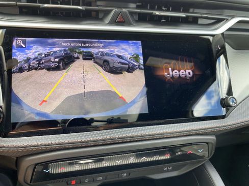 New 2026 Jeep Cherokee Limited AWD/4WD image 13