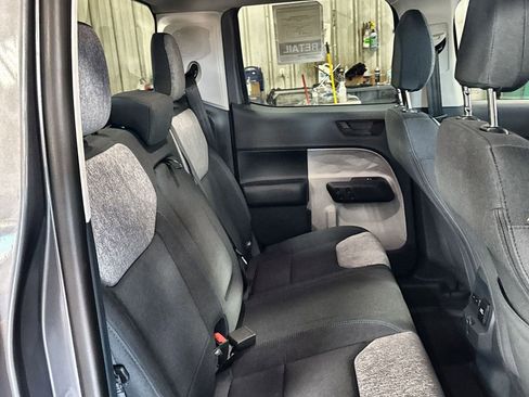 New 2025 Ford Maverick XLT w/ Equipment Group 301A image 28