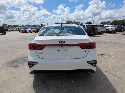 Used 2019 Kia Forte S FWD image 7