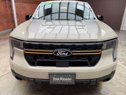 Used 2025 Ford Maverick Tremor image 8