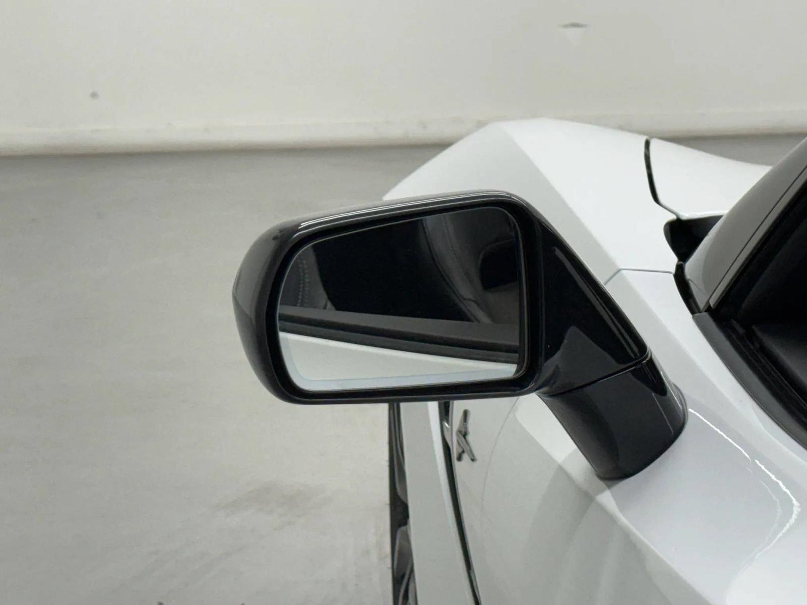 Used 2019 Chevrolet Corvette Stingray Coupe RWD image 24