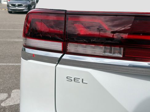 New 2026 Volkswagen Atlas SEL Premium R-Line AWD/4WD image 10