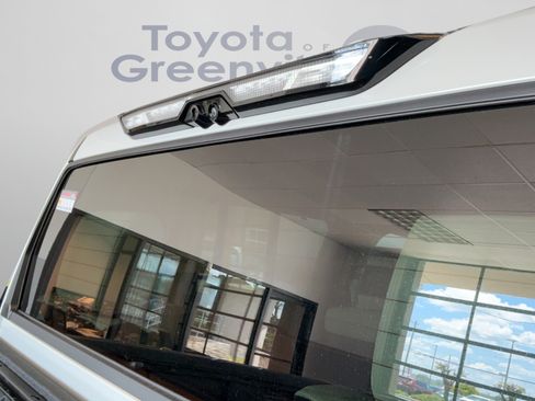 Used 2023 Toyota Tundra Capstone AWD/4WD image 38