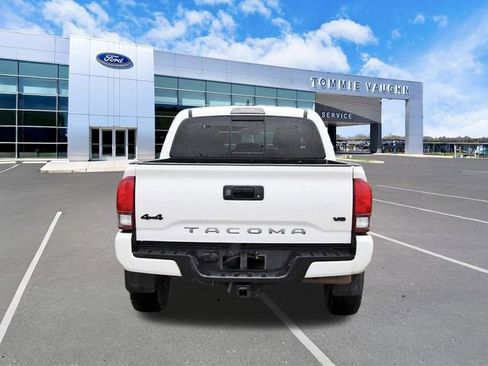 Used 2021 Toyota Tacoma SR5 w/ Trail Edition AWD/4WD image 3