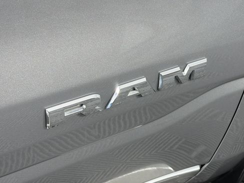 Used 2019 RAM 1500 Tradesman w/ SXT Appearance Group AWD/4WD image 31
