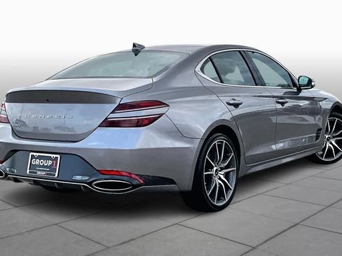 Used 2025 Genesis G70 2.5T image 12