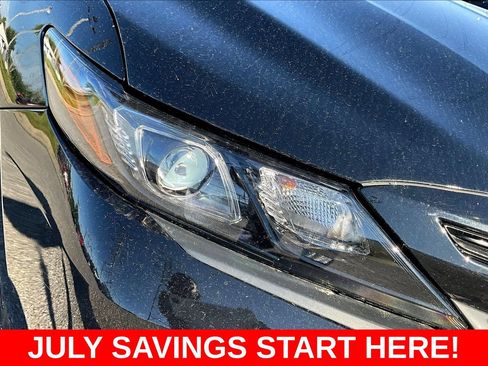 Used 2022 Toyota Camry SE FWD image 39