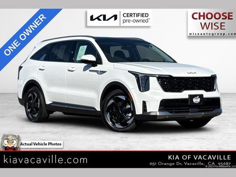 Certified 2025 Kia Sorento EX AWD/4WD image 1